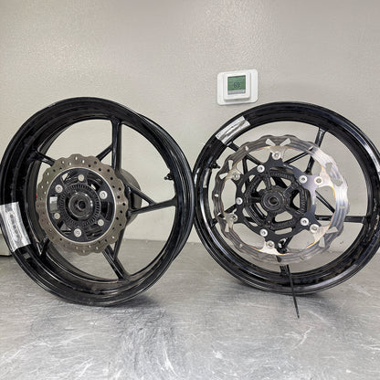 Kawasaki '18-'24 Ninja 400 Wheel Set
