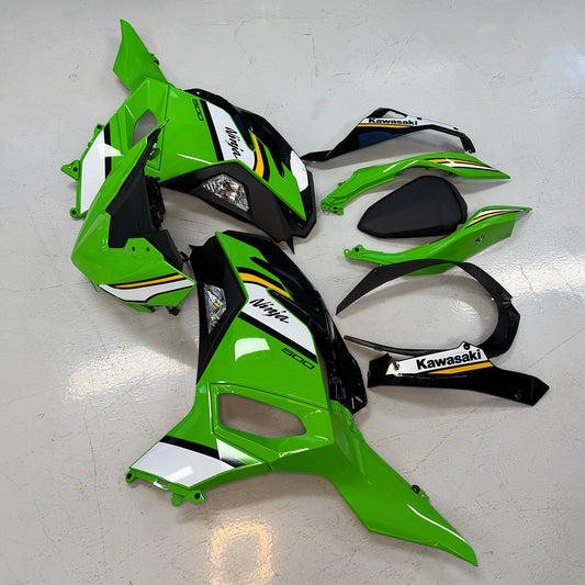 Kawasaki Ninja 500 Fairing Set (Green)